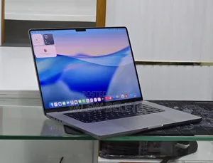 New Laptop Apple MacBook Pro 16GB Apple M1 Max SSD 1T