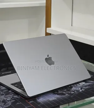 New Laptop Apple MacBook Pro 2021 M1 32GB Apple M1 Pro SSD 512GB