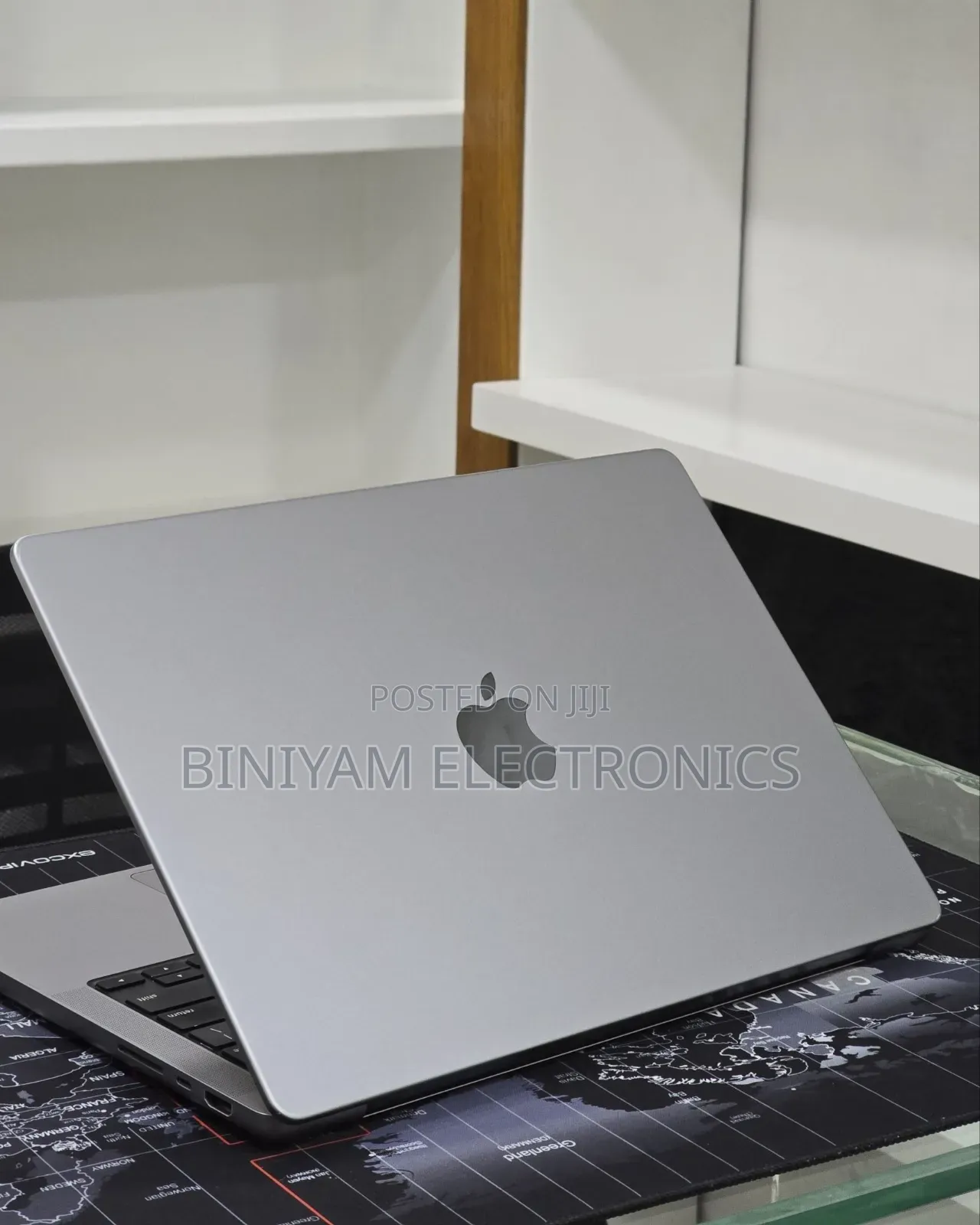 New Laptop Apple MacBook Pro 2021 M1 32GB Apple M1 Pro SSD 512GB