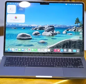 New Laptop Apple MacBook Air 2022 M2 8GB Apple M2 SSD 256GB