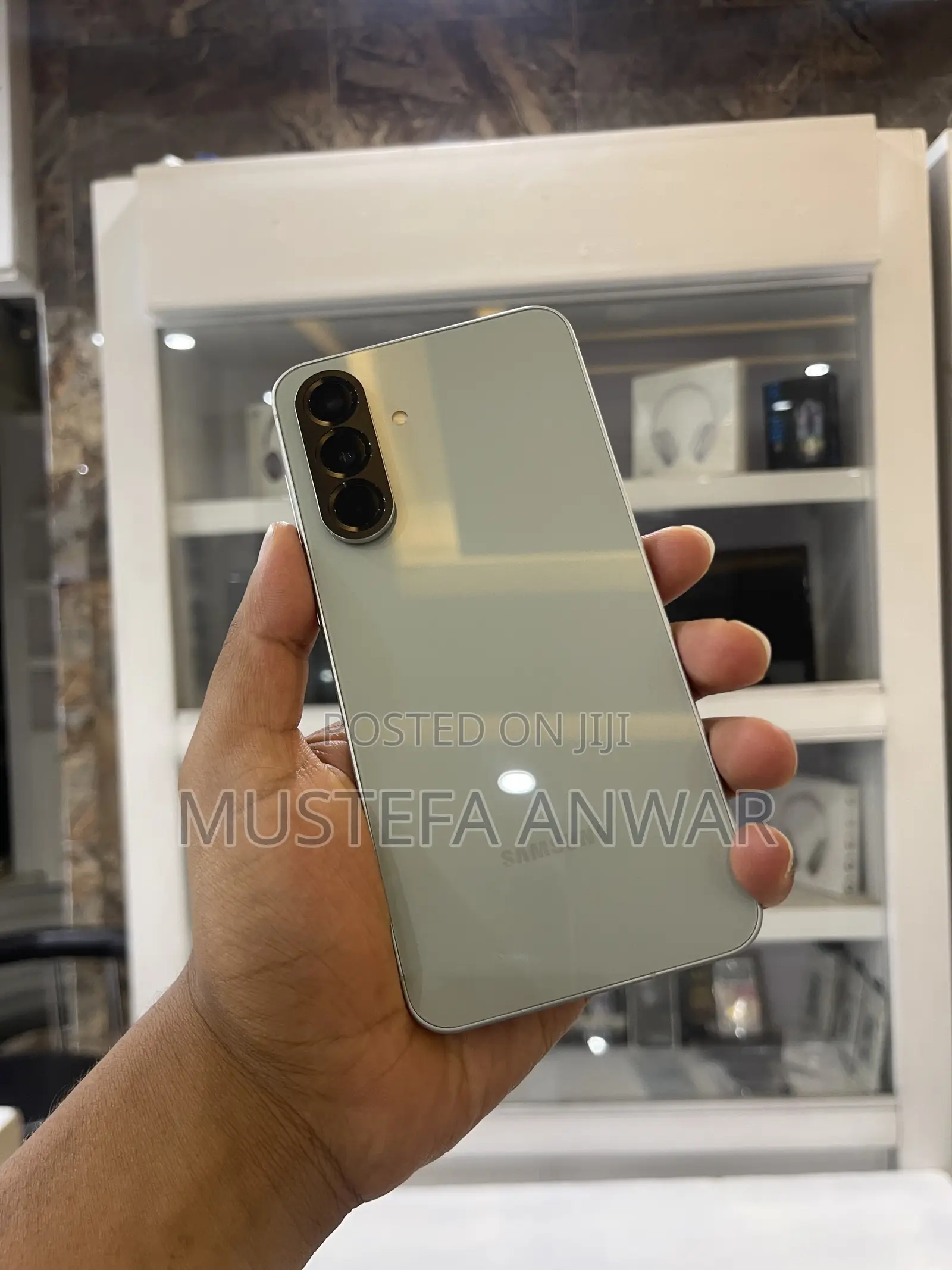New Samsung Galaxy A56 256 GB