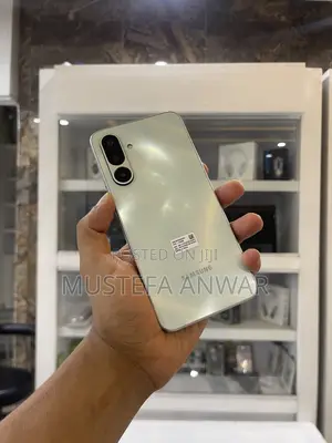 New Samsung Galaxy M36 5G 128 GB White