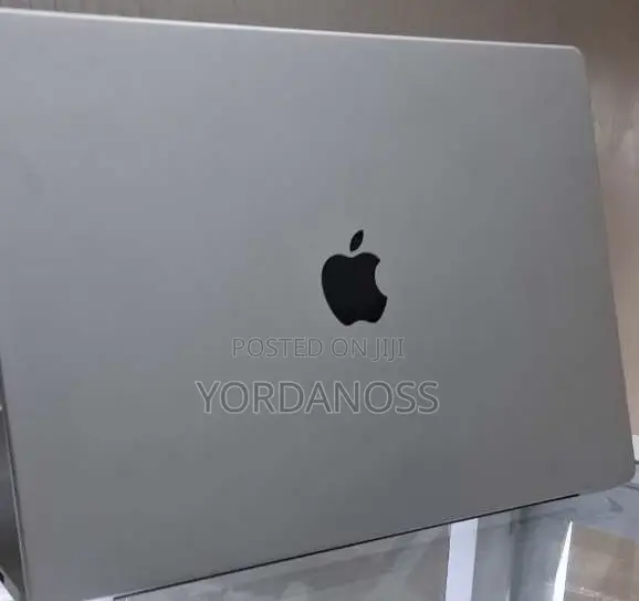 New Laptop Apple MacBook Pro 2021 M1 32GB Apple M1 Pro SSD 512GB