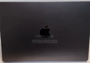 New Laptop Apple MacBook Pro 2025 M5 16GB Apple M5 SSD 1T