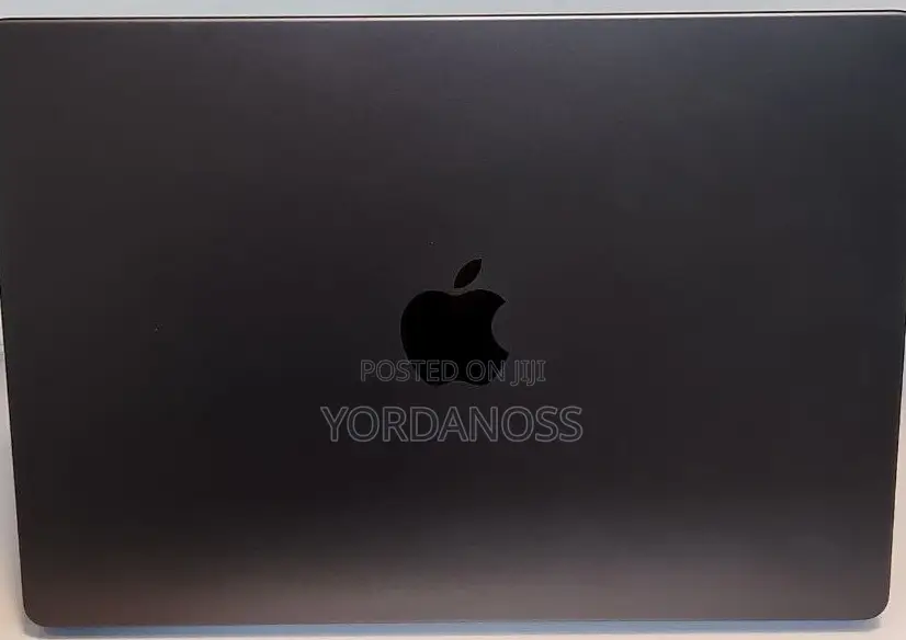 New Laptop Apple MacBook Pro 2025 M5 16GB Apple M5 SSD 1T