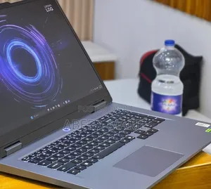 New Laptop Lenovo LOQ 15IRH8 16GB Intel Core i7 SSD 512GB