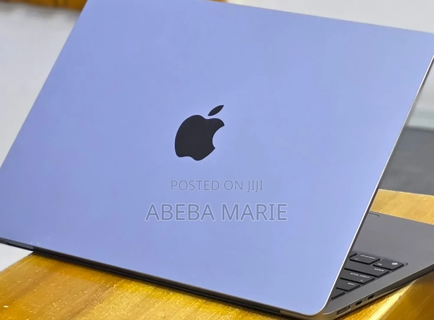 New Laptop Apple MacBook Air 2022 M2 8GB Apple M2 SSD 256GB