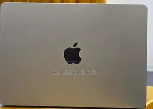 New Laptop Apple MacBook Air 2022 M2 8GB Apple M2 SSD 256GB