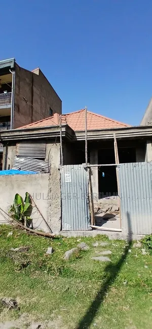 3bdrm Villa in Akaky Kaliti for sale
