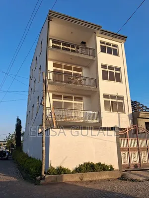 Furnished 11bdrm Townhouse/Terrace in Oromia-Finfinne for sale