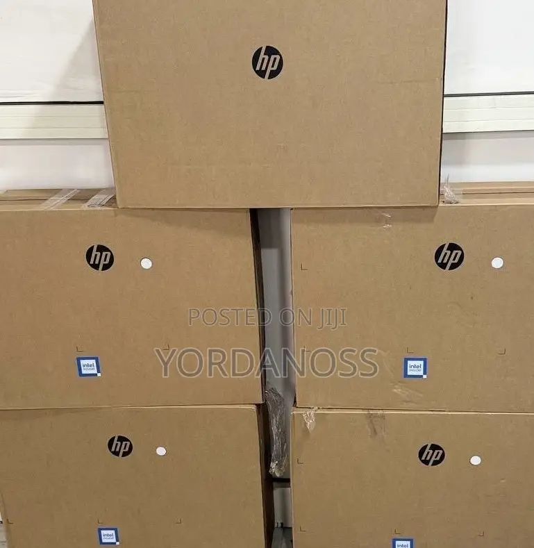 New HP 200 G4 22 All-in-One 8GB Intel Core i5 SSD 512GB