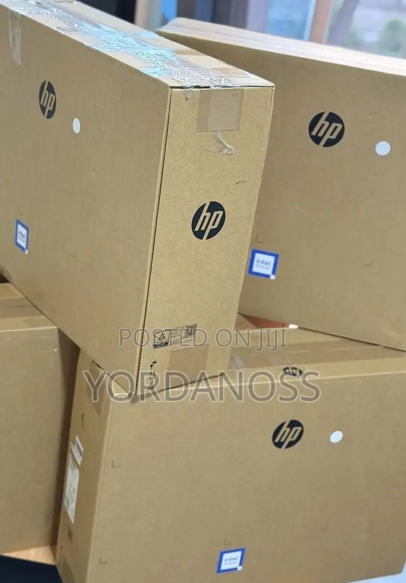 New HP 200 G4 22 All-in-One 8GB Intel Core i5 SSD 512GB