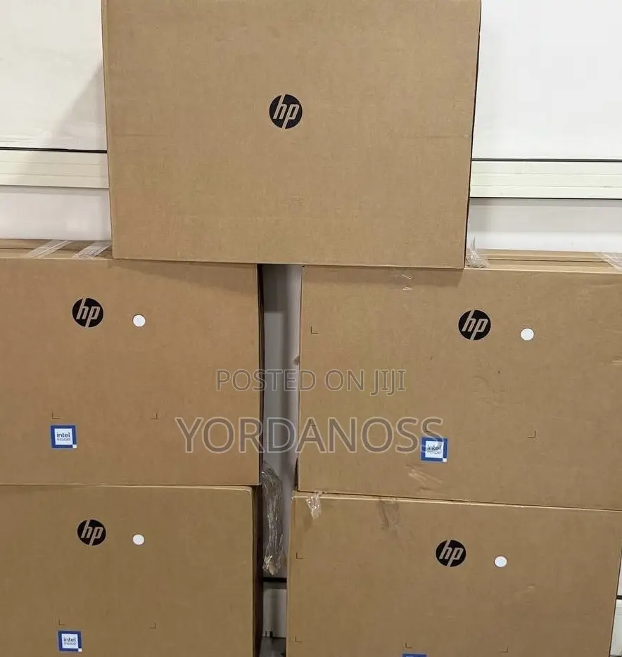 New HP 200 G4 22 All-in-One 8GB Intel Core i5 SSD 512GB