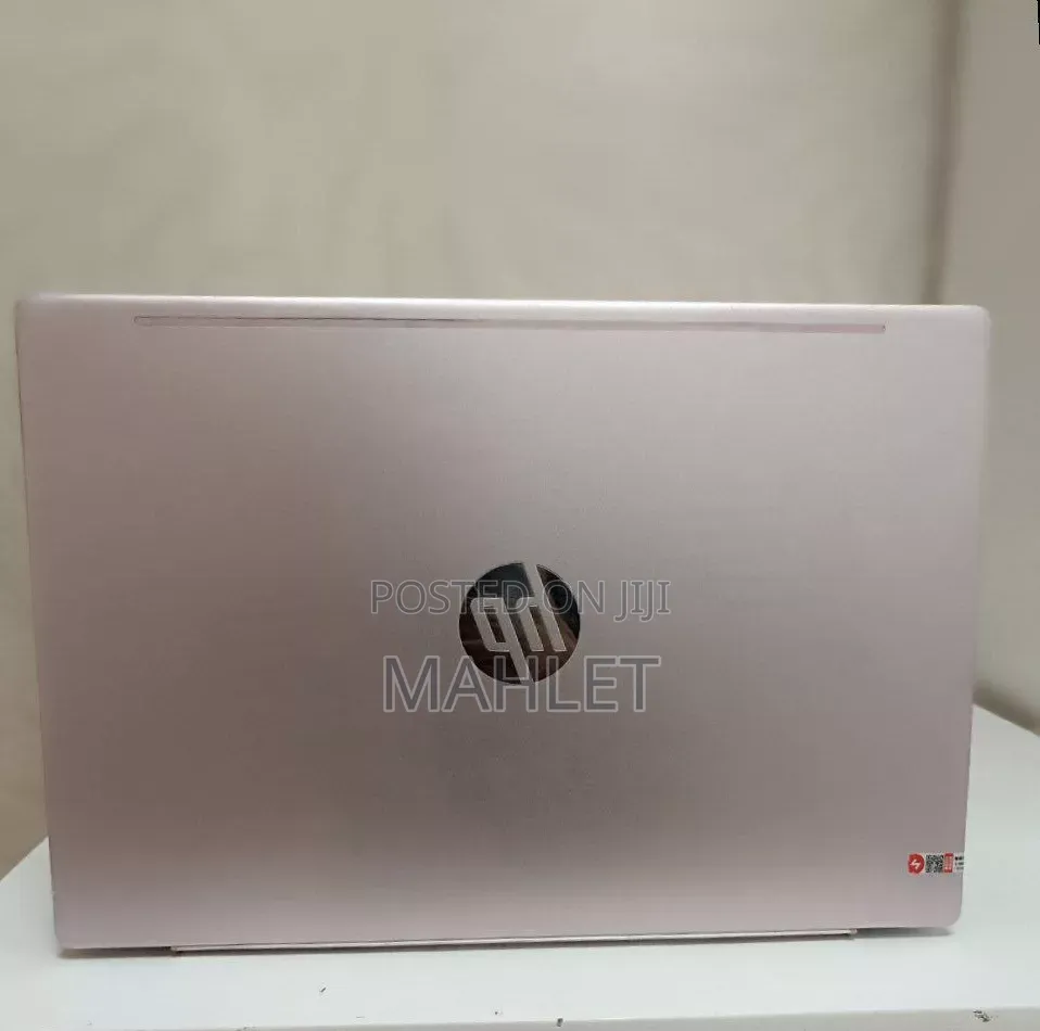New Laptop HP Pavilion 15 8GB Intel Core i5 SSD 512GB