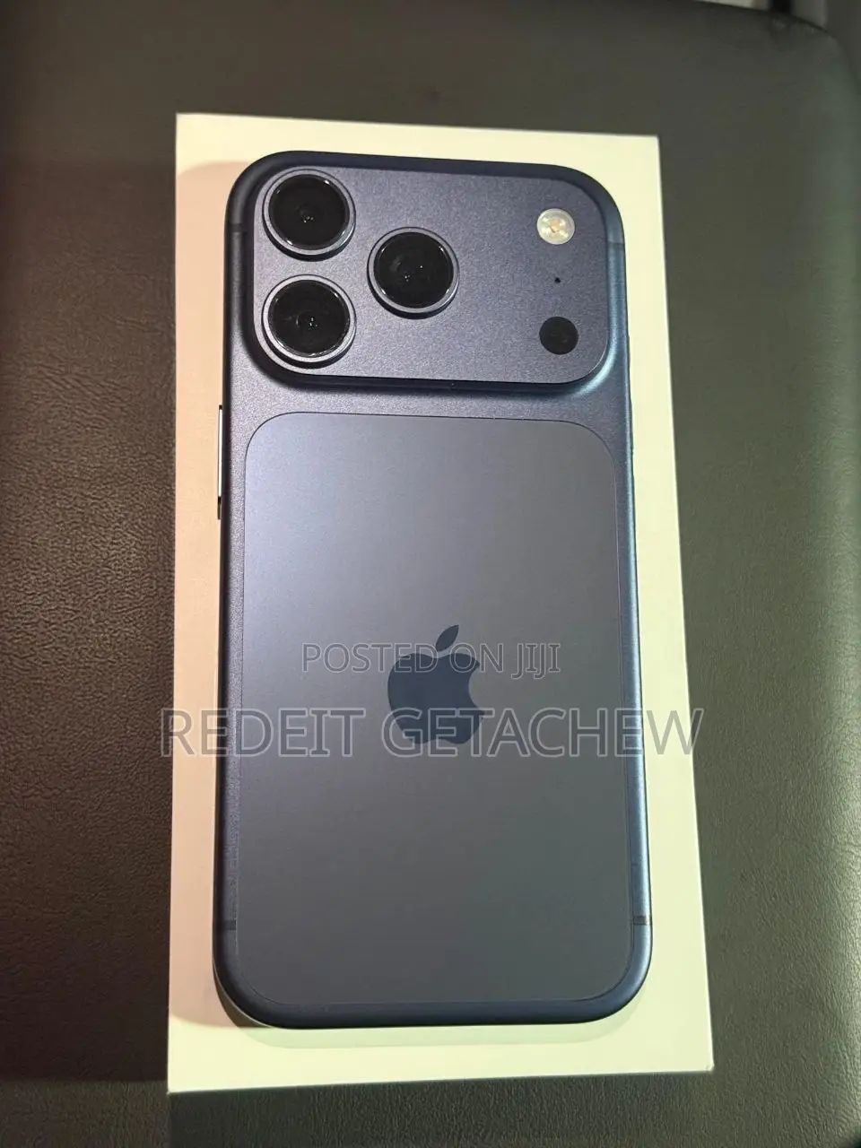 New Apple iPhone 17 Pro Max 256 GB Blue