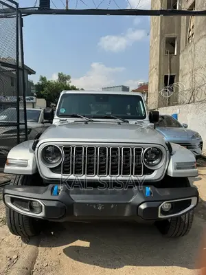 Jeep Wrangler 2023 Silver