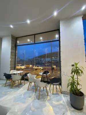 5bdrm Apartment in Bole for sale