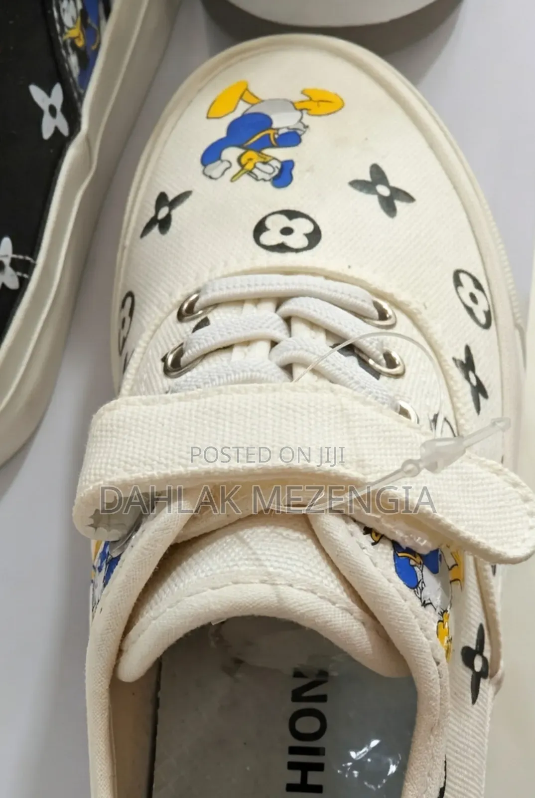 Crystal Nova Sparkle Stripe And Casual Sneakers