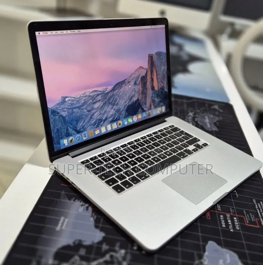 New Laptop Apple MacBook Pro 2015 16GB Intel Core i7 SSD 256GB