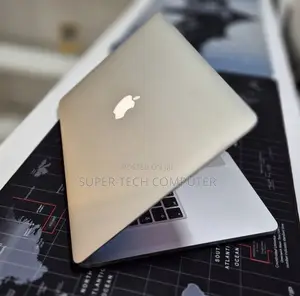 New Laptop Apple MacBook Pro 2015 16GB Intel Core i7 SSD 256GB