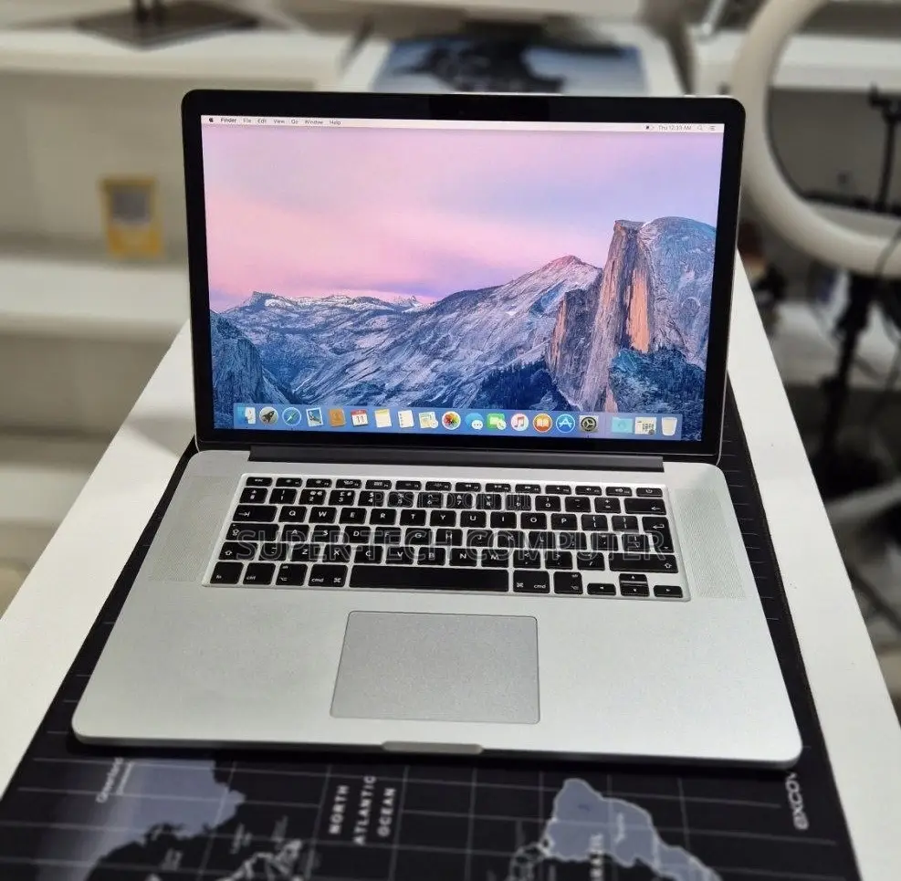 New Laptop Apple MacBook Pro 2015 16GB Intel Core i7 SSD 256GB