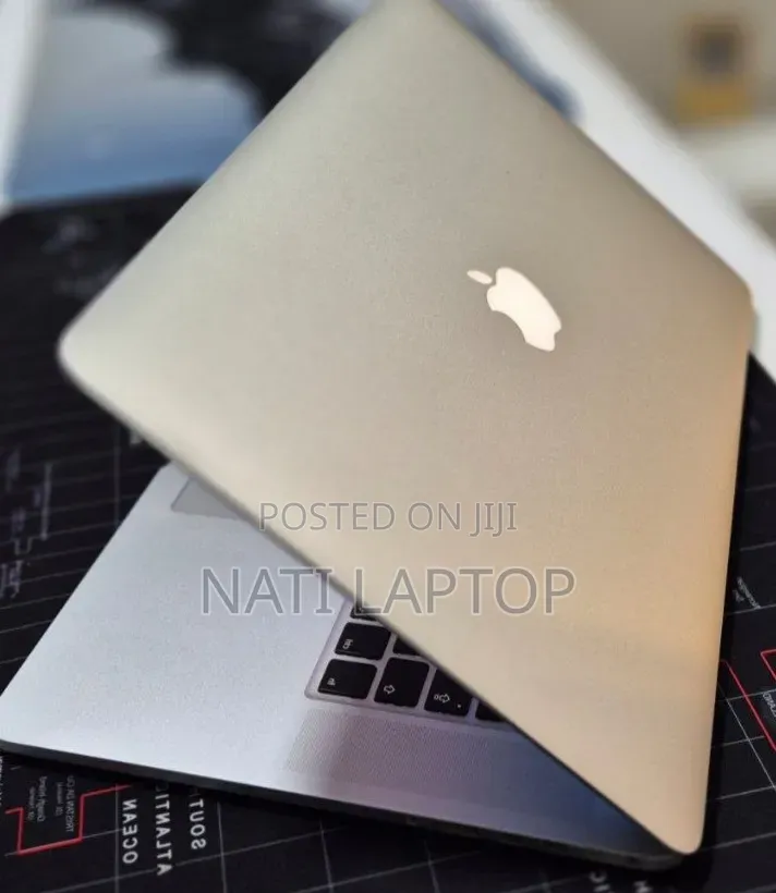 New Laptop Apple MacBook Pro 2015 16GB Intel Core i7 SSD 256GB