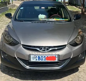 Hyundai Elantra 2012 Gray