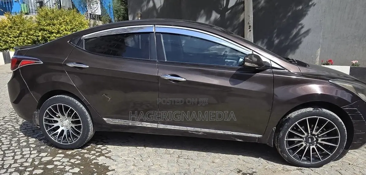 Hyundai Elantra 2014 Black