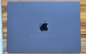 New Laptop Apple MacBook Air 2025 M4 16GB Apple M4 SSD 512GB