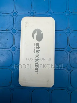 Huawei Hb434666rbc Rechargeable Mobile Wi-Fi Router.