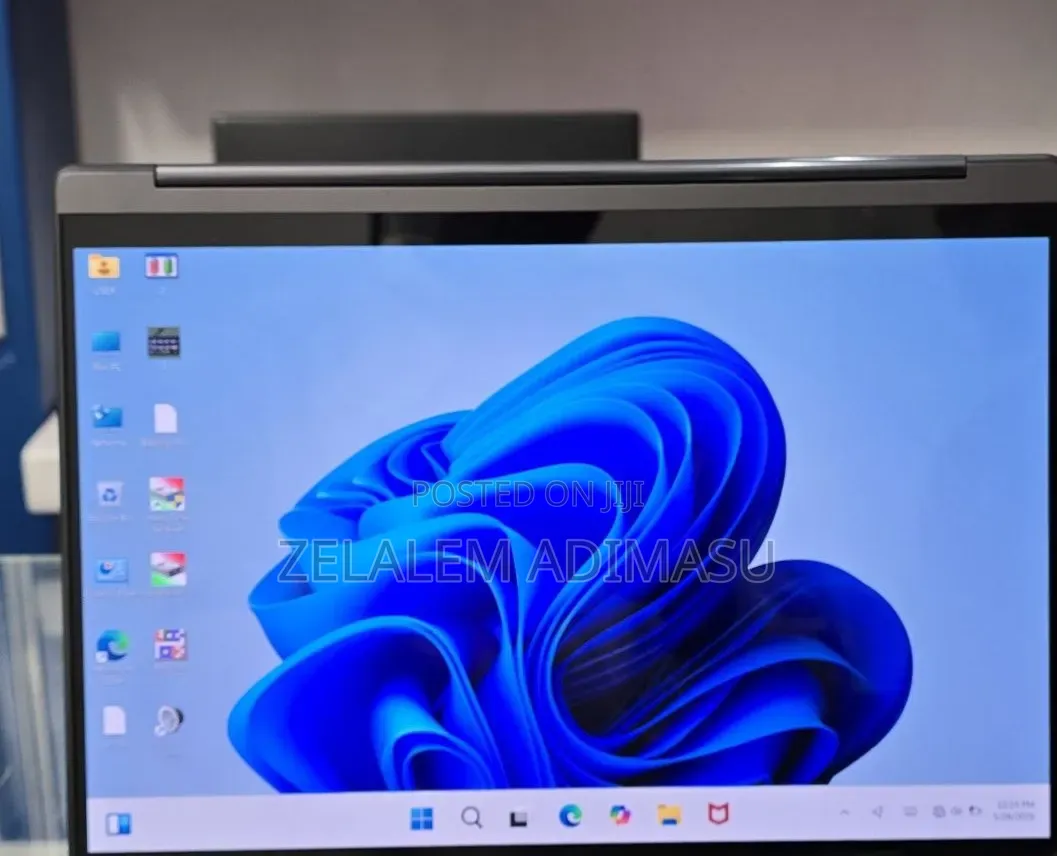 New Laptop Lenovo Yoga 9i 16GB Intel Core i7 SSD 1T