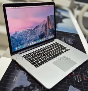 New Laptop Apple MacBook Pro 2015 16GB Intel Core i7 SSD 256GB