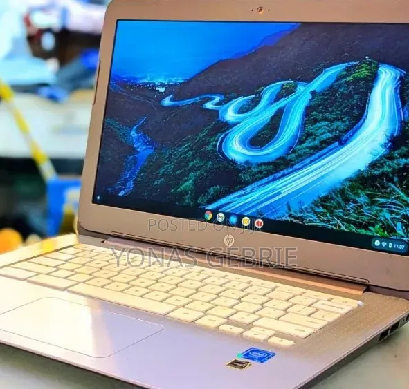 New Laptop HP Chromebook 4GB Intel Pentium SSD 16 GB