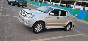 Toyota Hilux 2011 Beige