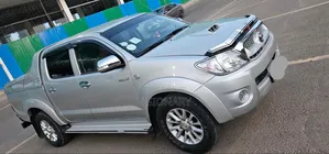 Toyota Hilux 2011 Beige
