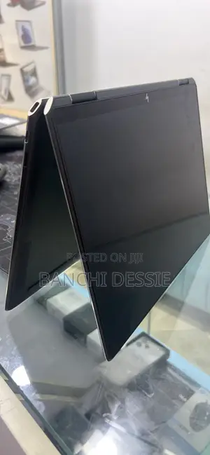 New Laptop HP Spectre 16GB Intel Core i7 SSD 1T
