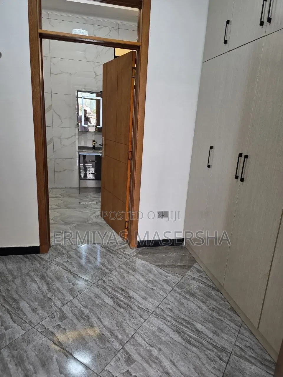 Furnished 8bdrm House in Yeka for sale