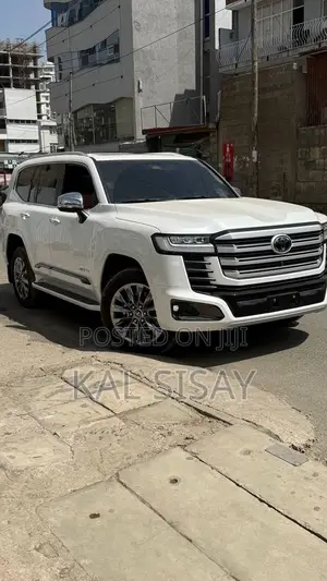 New Toyota Land Cruiser 2026 White