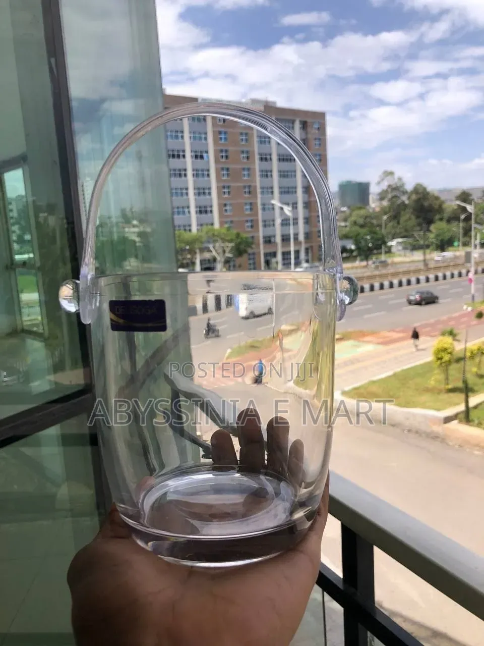Glass Ice Bucket የበረዶ ማቅረቢያ!
