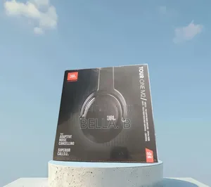 JBL Tour One M2 – Smart Noise Cancellation.