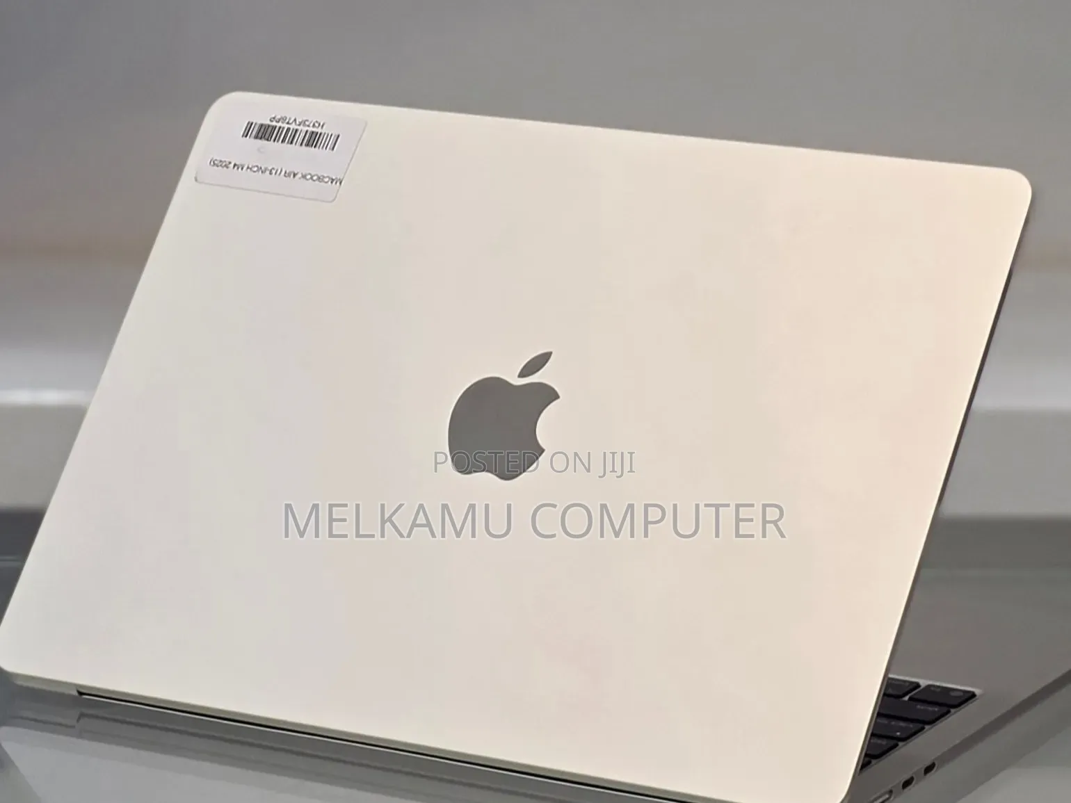 New Laptop Apple MacBook Air 2025 M4 16GB Apple M4 SSD 256GB