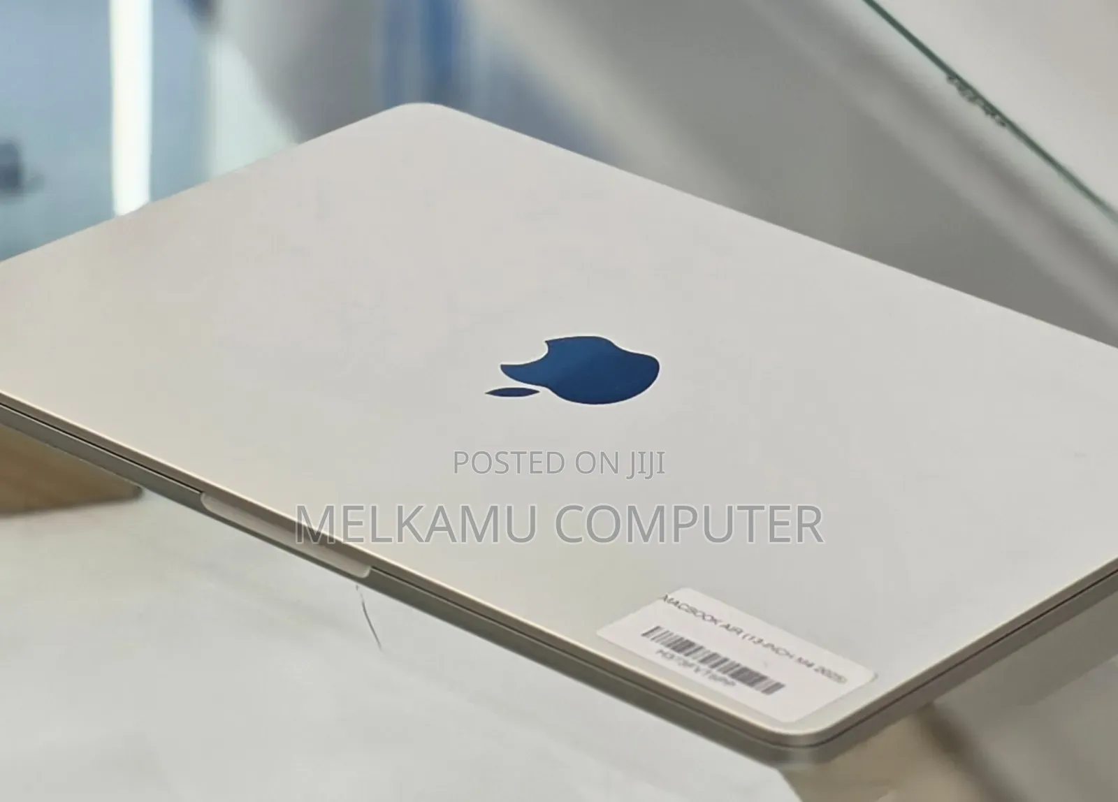 New Laptop Apple MacBook Air 2025 M4 16GB Apple M4 SSD 256GB