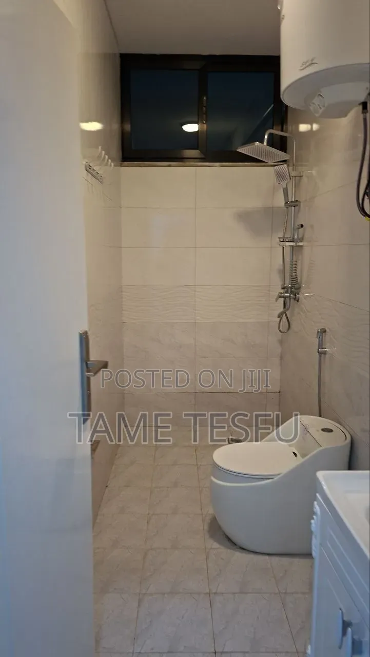 Furnished 6bdrm House in ሰሚት, Bole for sale