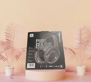 JBL Tour One M2 – Crystal Clear Calls