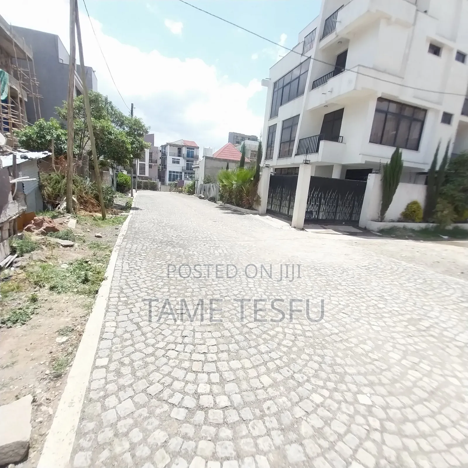 1bdrm House in ሰሚት ኮፓዉንድ, Bole for sale