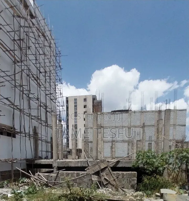 1bdrm House in ሰሚት ኮፓዉንድ, Bole for sale