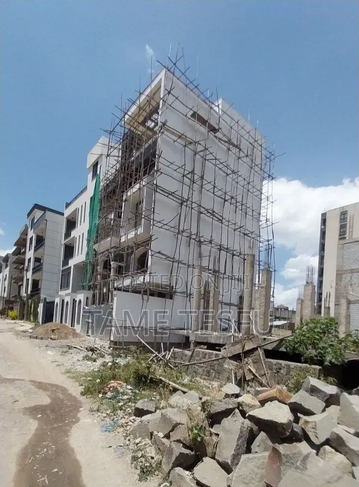 1bdrm House in ሰሚት ኮፓዉንድ, Bole for sale