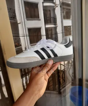 Samba Shoe