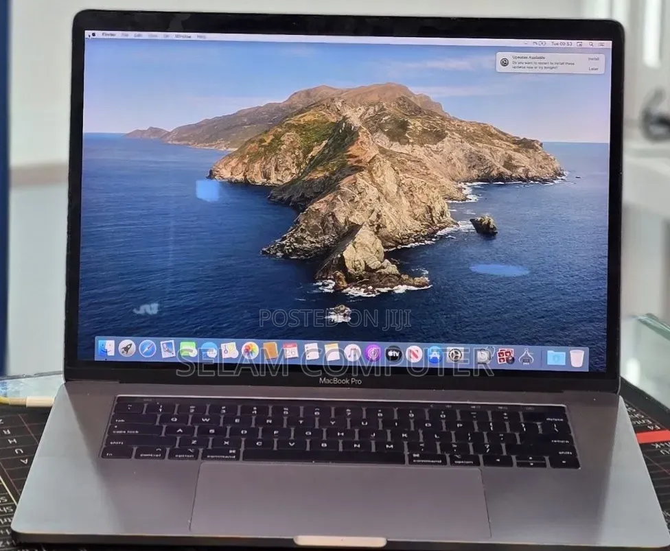 New Laptop Apple MacBook Pro 2019 32GB Intel Core i7 SSD 1T