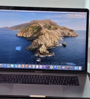 New Laptop Apple MacBook Pro 2019 32GB Intel Core i7 SSD 1T